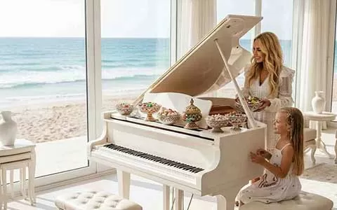 Hayat Bayram Tadında Olsa